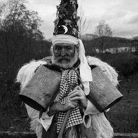 Hogaño: Traditions in Contemporary Spain