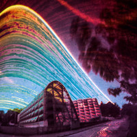 Lumière et ombre dans le flux du temps